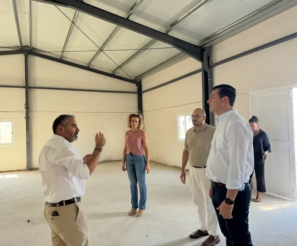 La obra de construcción del centro polivalente municipal en Los Albaricoques entra en su recta final