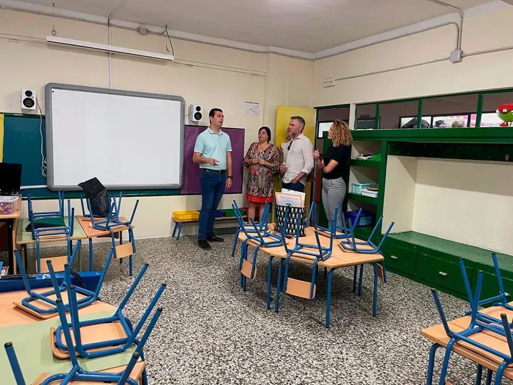 El Ayuntamiento de Níjar pone a punto todos los colegios y guarderías del municipio