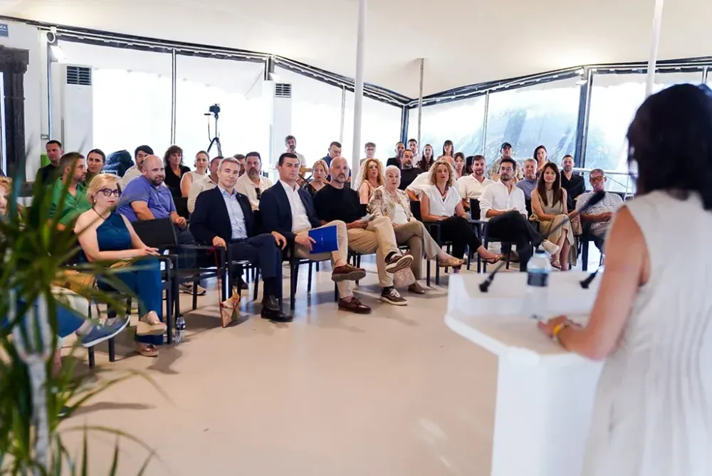 Los primeros Premios Cabo de Gata reconocen la excelencia turística del territorio