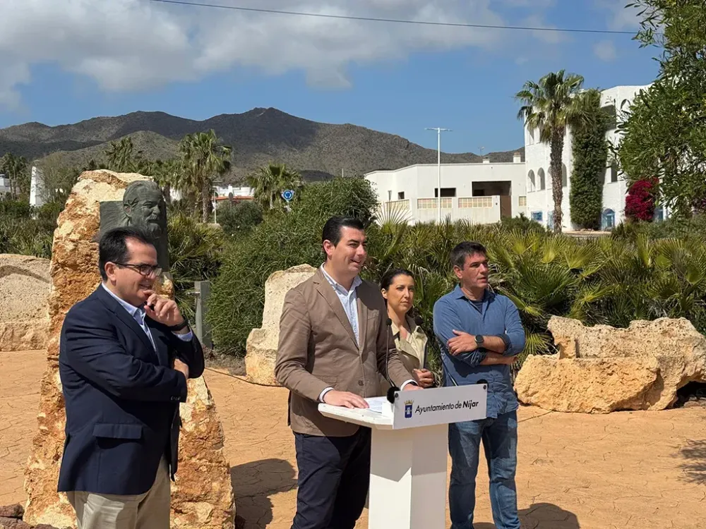 El acuerdo para la custodia del Parque Günter Kunkel en San José, referente de gestión ambiental en toda Andalucía