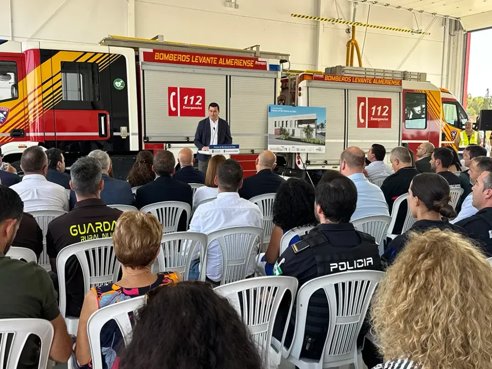 Níjar cumple una reivindicación histórica con la inauguración de su parque de bomberos