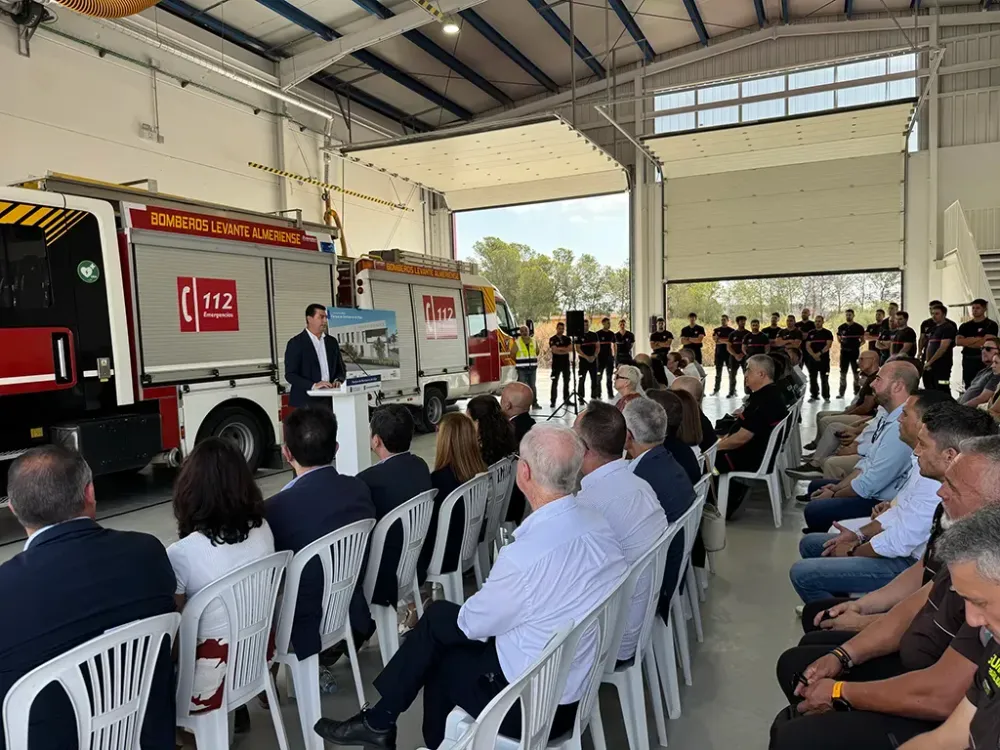 Níjar cumple una reivindicación histórica con la inauguración de su parque de bomberos
