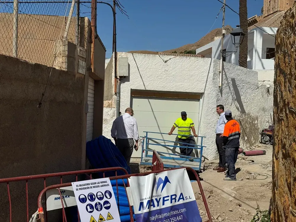 En marcha las obras de embellecimiento en parte del casco histórico de la Villa de Níjar