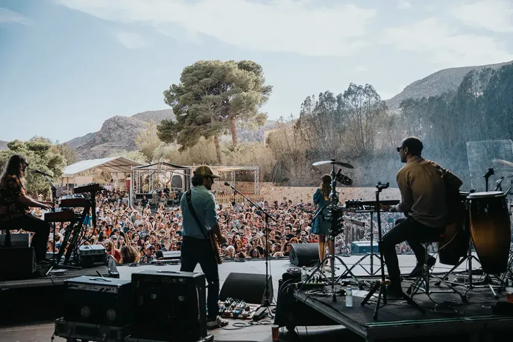 Festival Otoño y Sal abraza un nuevo éxito en su tercera edición fusionando música, medio ambiente, sostenibilidad y experiencias