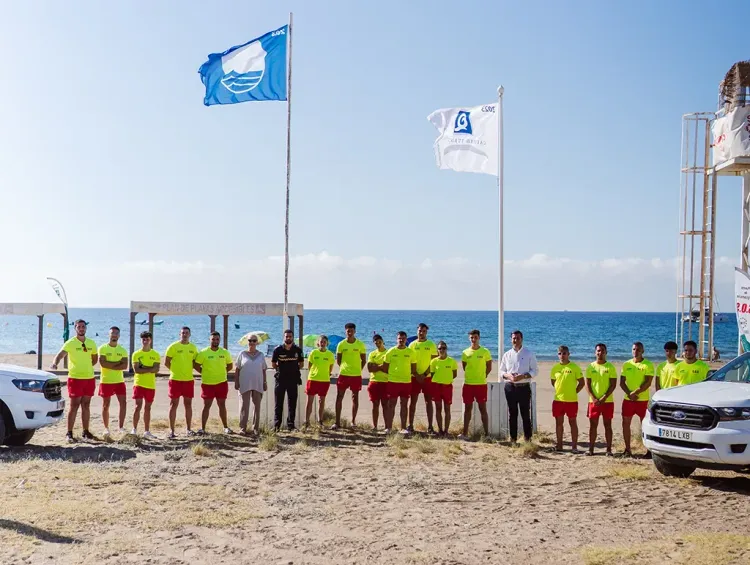 Agua Amarga y San José volverán a ondear sus banderas azules