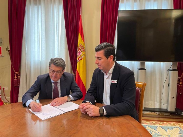 El alcalde de Níjar agradece al senador Juan José Matarí su apoyo al manifiesto en defensa del Puerto Seco