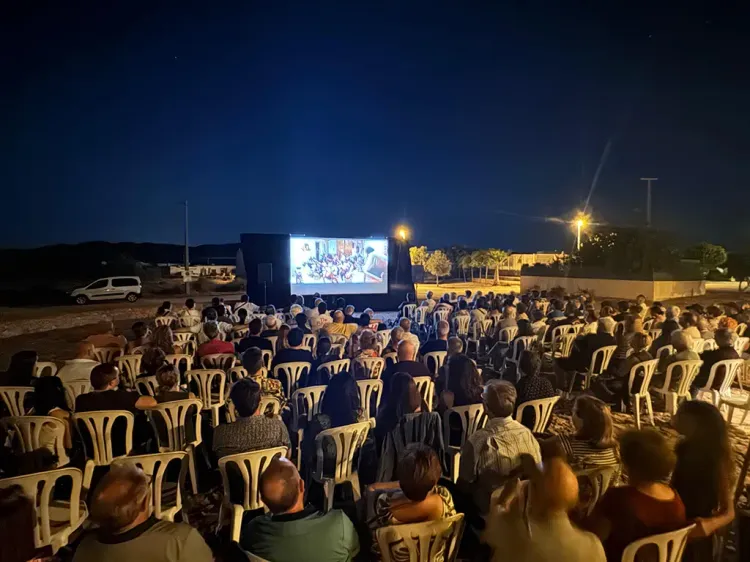 Gran éxito de público en las proyecciones de las películas de la Trilogía del Dólar para conmemorar su 60 aniversario en Níjar