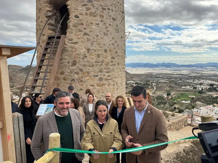 La Atalaya de Níjar: entorno renovado con nuevos miradores y sendero