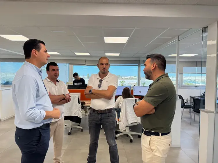 Garrido respalda a los agricultores en la nueva campaña agrícola
