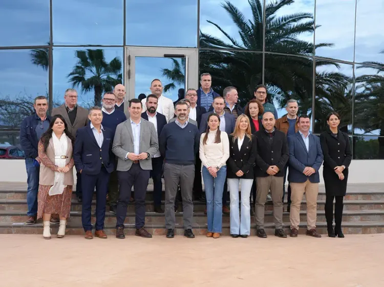 El Campo de Níjar saca músculo con una reunión histórica