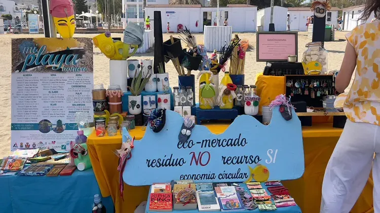 'Mi playa bonica' llega a San José para limpiar y concienciar