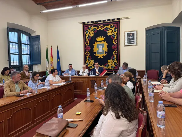 Felicitación institucional de Níjar a Policía Local y Protección Civil por los servicios prestados durante el gran apagón del 28-A