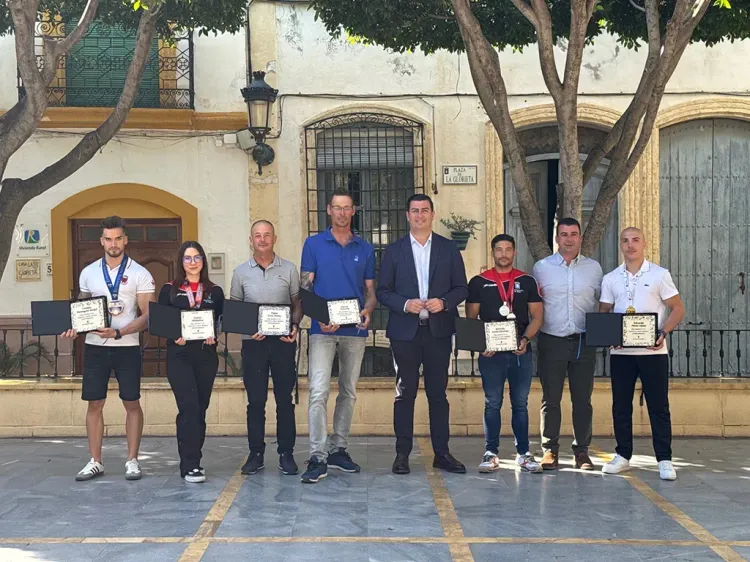 Reconocimiento a la trayectoria ejemplar de seis deportistas nijareños