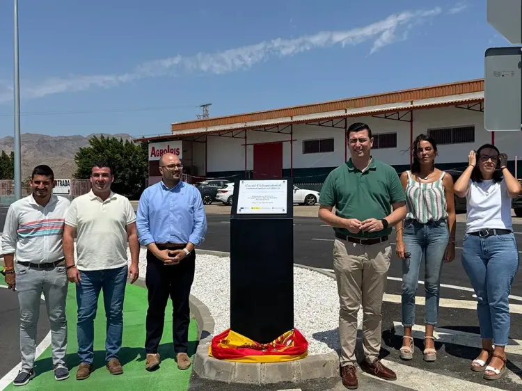 Finaliza la obra del nuevo acceso a Campohermoso por Vistabella: más moderno, más funcional, más seguro y con carril ciclopeatonal