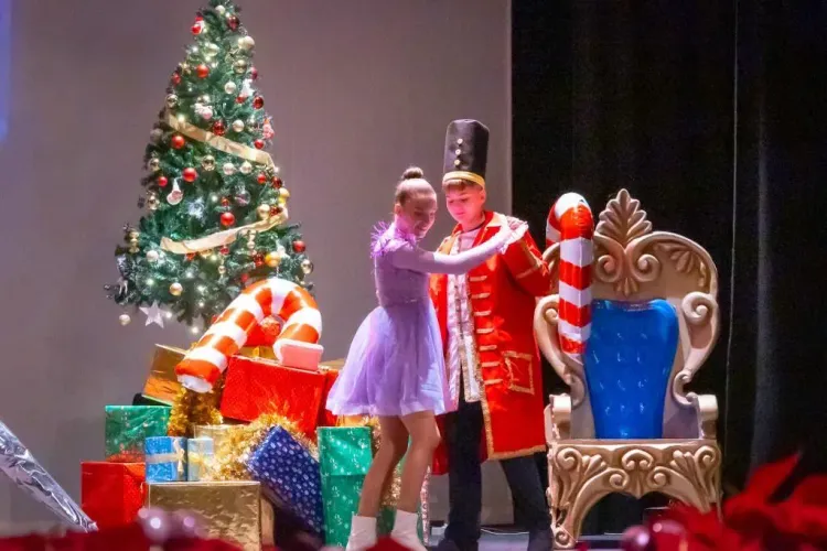 El Cascanueces de la Escuela Municipal de Música y Danza inicia las fiestas navideñas en Níjar