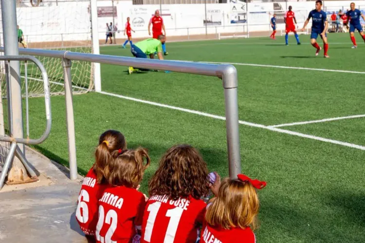 La I Andalusí Cup recauda 6.000 euros para Manuel y Paula