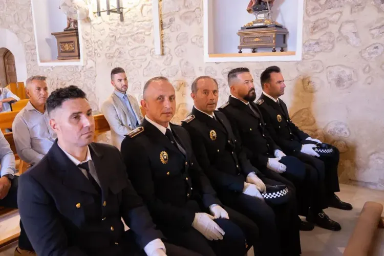 La Policía Local de Níjar ha celebrado el día de sus patronos, Los Santos Ángeles Custodios.