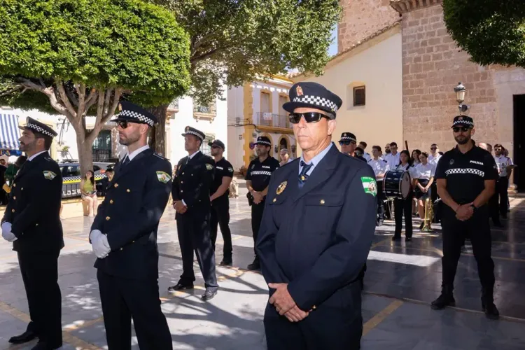 La Policía Local de Níjar ha celebrado el día de sus patronos, Los Santos Ángeles Custodios.