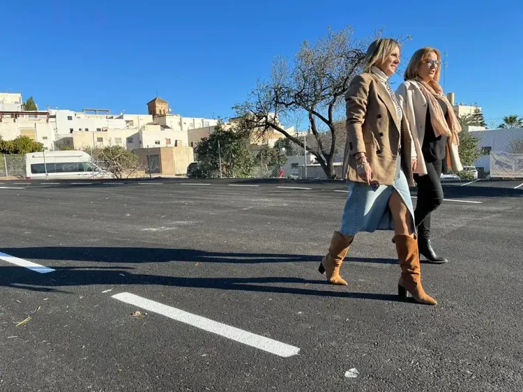 Los Garridos ya es el nuevo aparcamiento de Níjar Centro