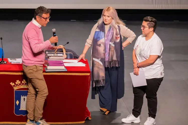 Termina el simposium Juan Goytisolo y Campos de Níjar con la entrega de premios a jóvenes creadores literarios de Níjar