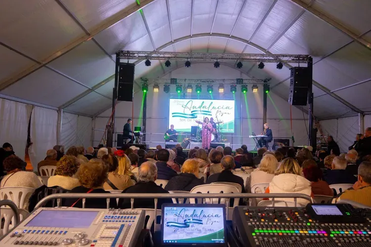 El gobierno de Níjar agradece la implicación de las asociaciones en el 28F y el carnaval