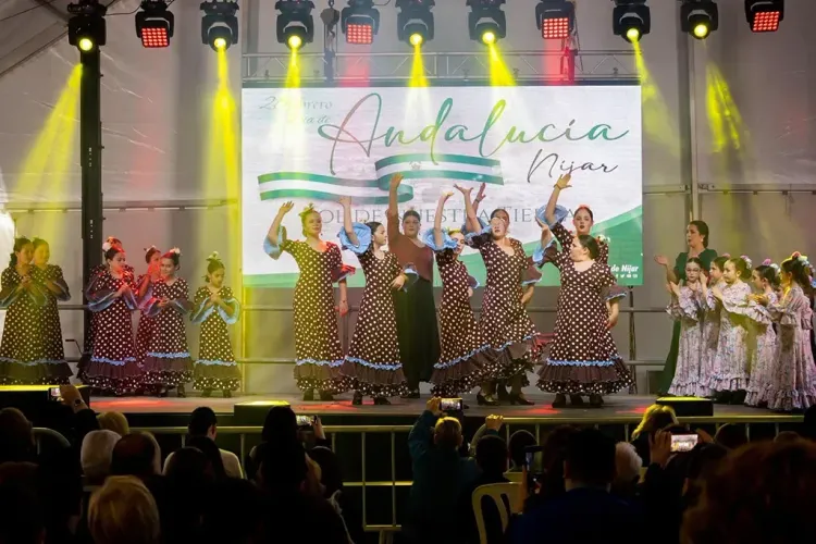 El gobierno de Níjar agradece la implicación de las asociaciones en el 28F y el carnaval