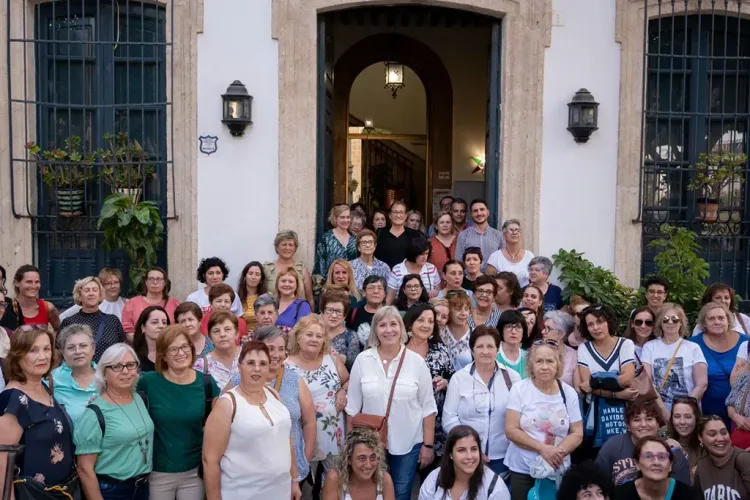 La alcaldesa de Níjar recibe a la Federación de Asociaciones de Mujeres Rurales de Andalucía