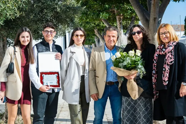 Níjar dedica una calle en San Isidro a la memoria del que fuera empresario y vecino, Francisco Alejo Salado Gil