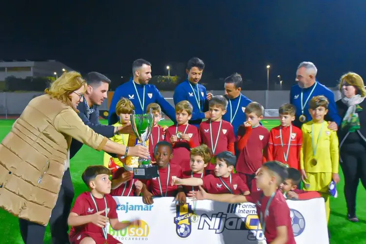 Entrega de trofeos de Níjar Cup, uno de los mejores torneos de Fútbol Base de nuestro país