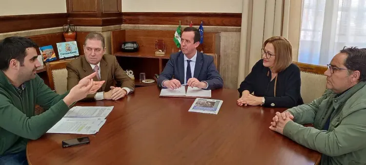 Martín: “Carreteras no ha paralizado la tramitación del Puerto Seco de Níjar”