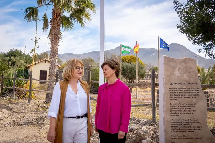 La memoria César Torres Díaz acompañará a los caminantes el Parque Natural Cabo de Gata Níjar