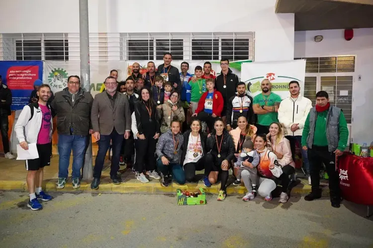 Unos 200 corredores se han dado cita en la San Silvestre Comarca de Níjar
